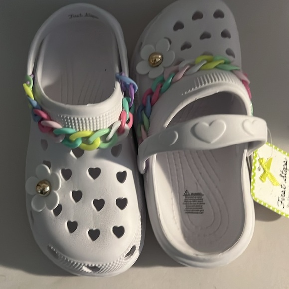 New First Steps Girls flower White Shoes Size 3 - Picture 6 of 12